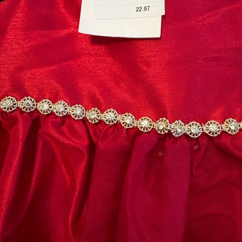 Charming Red Formal Dress with Gold Trim - Picture 3 of 4